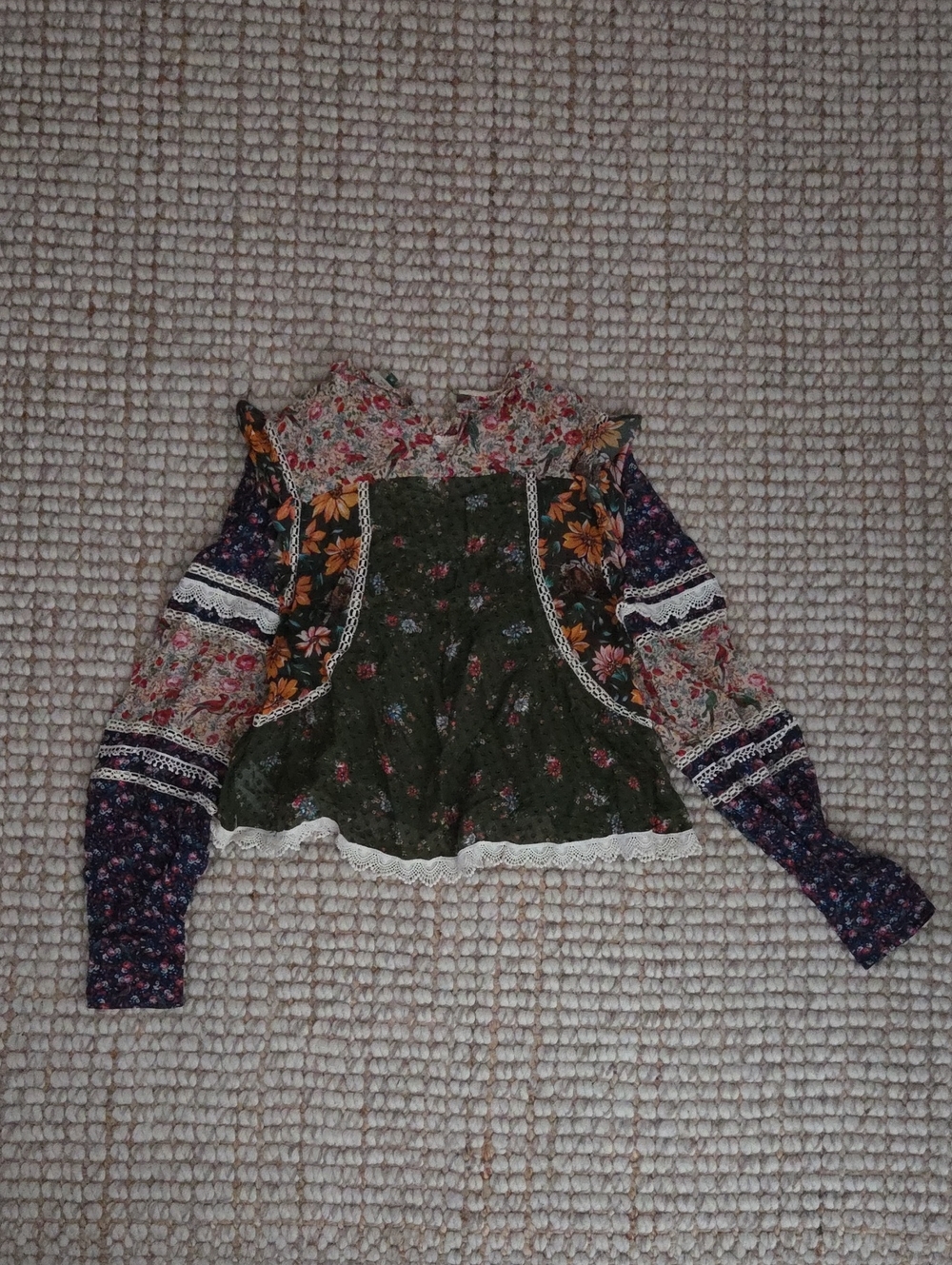 Farm Rio Lace Bib Ruffle Blouse - Picture 7 of 9